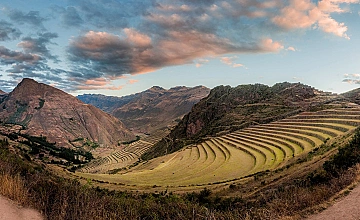 Terrazas incas de Pisac en el Valle Sagrado de Cusco